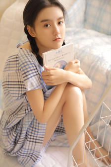 小舞怀孕大肚子疼视频
